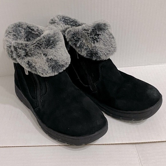 Khombu Women's Jessica Ankle Boots Faux Fur Shearling Lining-Size 6M - Picture 2 of 10